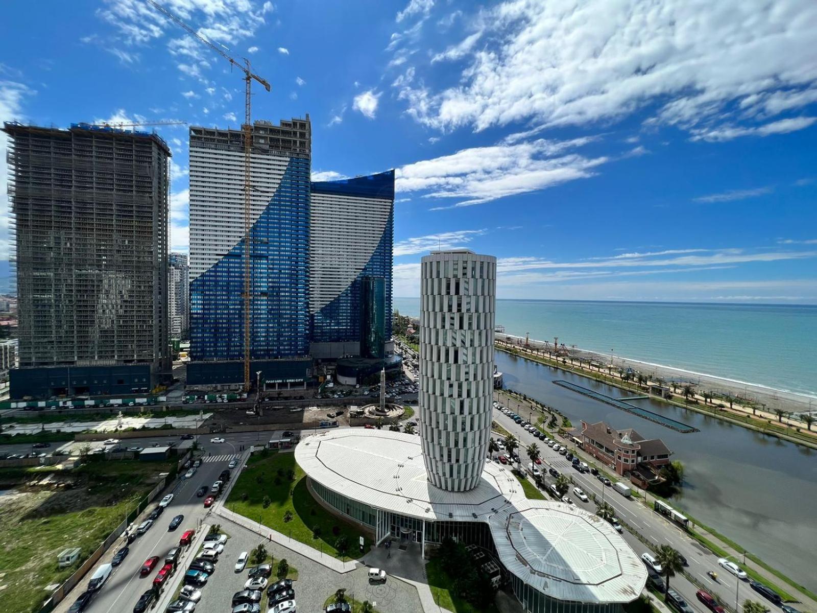 Sunshine Apartments Batumi Exterior photo